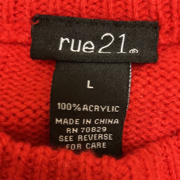 Rue21 Red Sweather  Size large - Picture 3 of 6